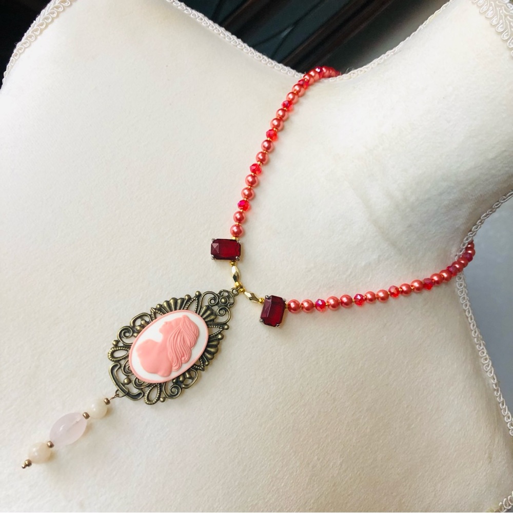 Handcrafted repurpose pink lady cameo quartz pendant Czech glass Pearl necklace